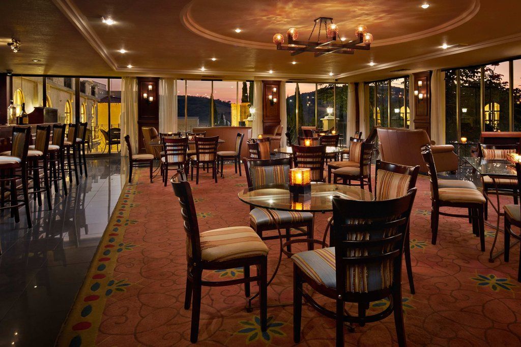Fiesta Americana Hacienda Ixtapan De La Sal Exterior photo The lobby lounge at the Sheraton Club